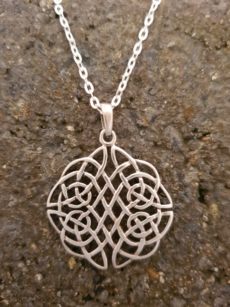 Celtic knot Pendant