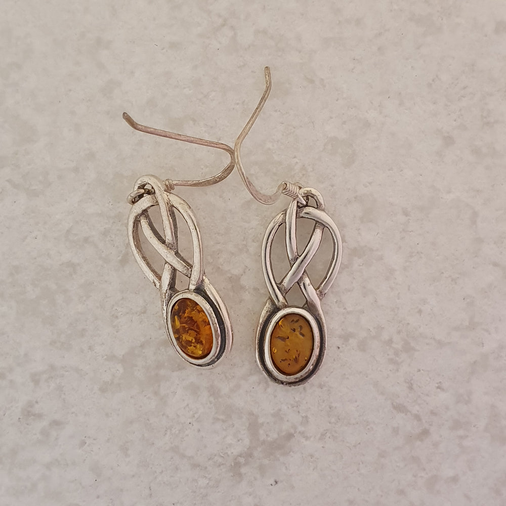 
            
                Load image into Gallery viewer, Celtic knot  earrings with Amber
            
        