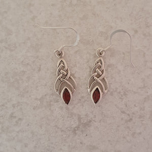 Celtic knot Earrings With Garnet