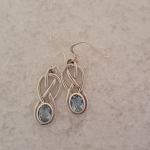 
            
                Load image into Gallery viewer, Celtic knot earrings With Blue Topaz
            
        