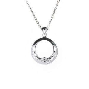 
            
                Load image into Gallery viewer, Claddagh Circle Pendant
            
        
